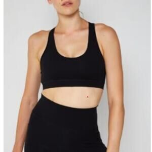 Fourlaps Women Infinity Sports Bra Size L Black Crisscross Back Running Yoga NWT